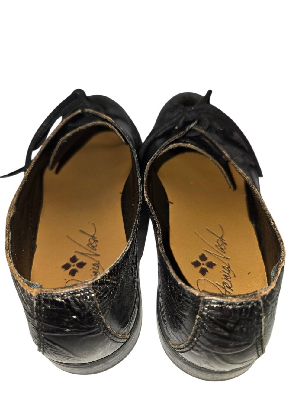 Patricia Nash Black Silver Leather Floral Embossed Lace-Up Oxford Loafers 6.5M - Picture 8 of 15
